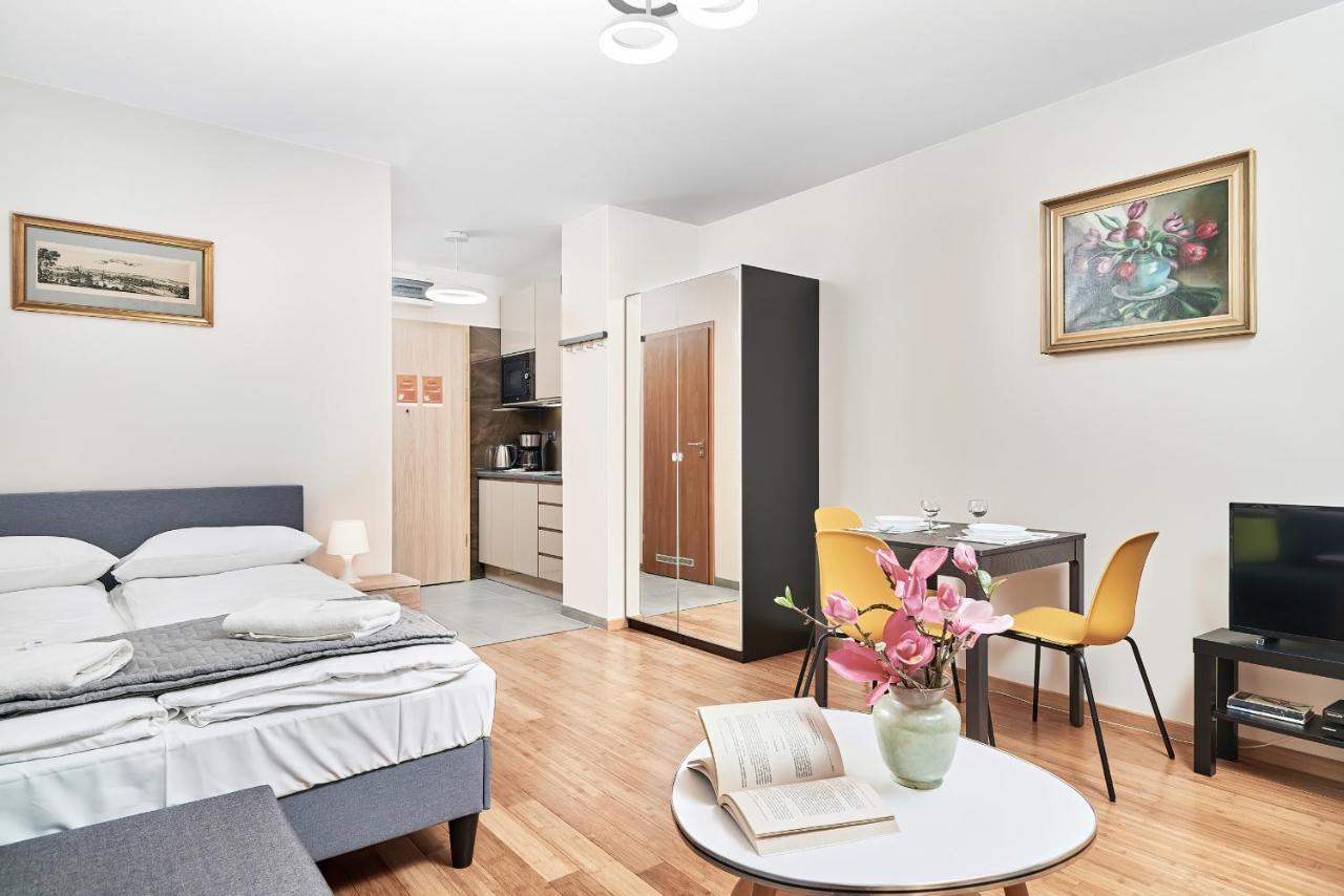Exclusive Apartments Marina By Noclegi Renters 弗罗茨瓦夫 外观 照片